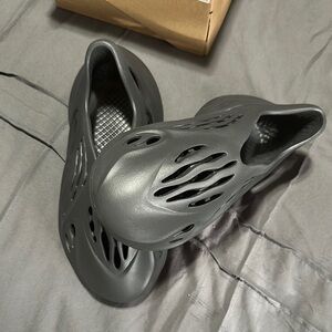 Yeezy Adidas ‘Onyx’ Foam Runners